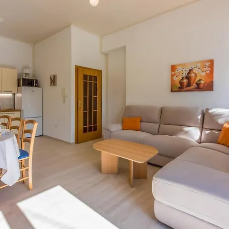 Apartments Abros Crikvenica Exterior photo