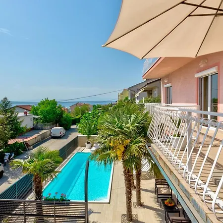 Apartments Abros Crikvenica Exterior photo