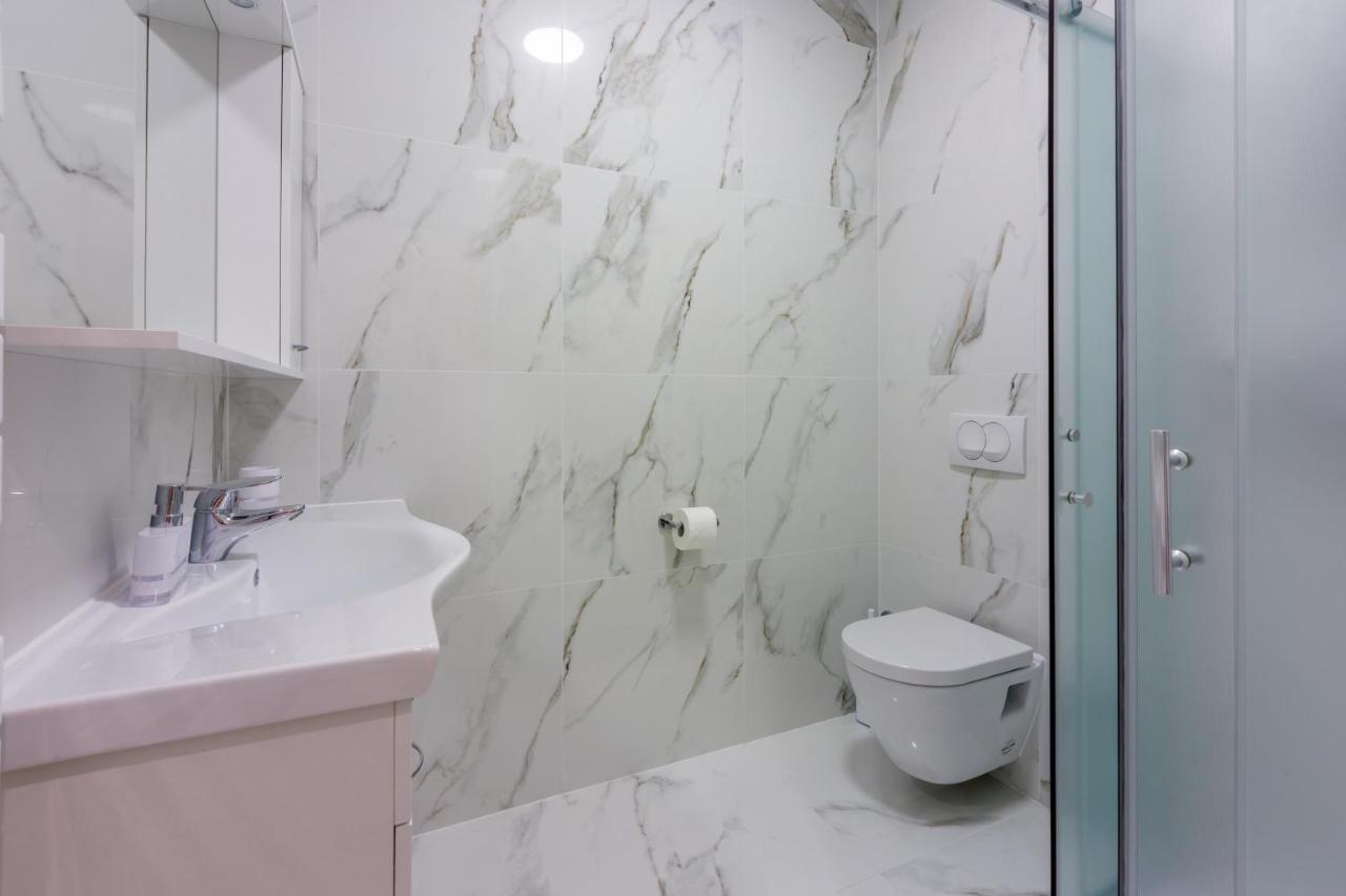 Apartment Abros *